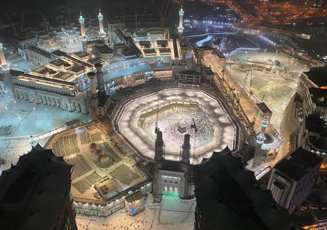 Luxury Umrah hotels with Haram views