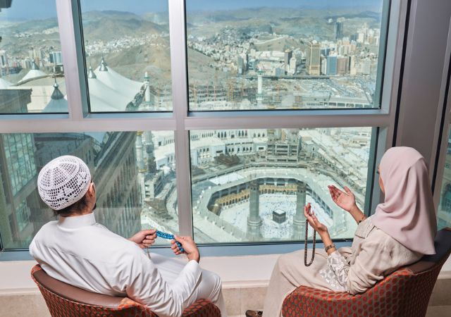 Opulent Umrah hotel experiences